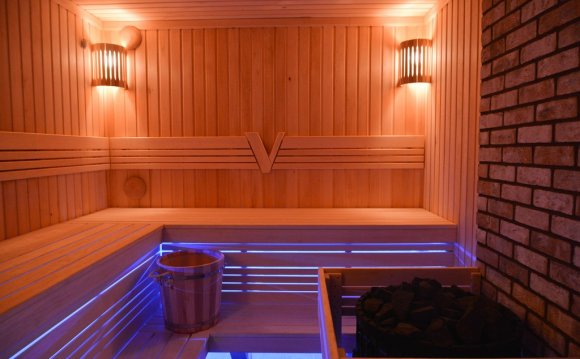 Sauna Wall Street